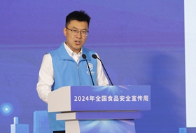 食品安全志愿者 包善陽(yáng)_副本.jpg