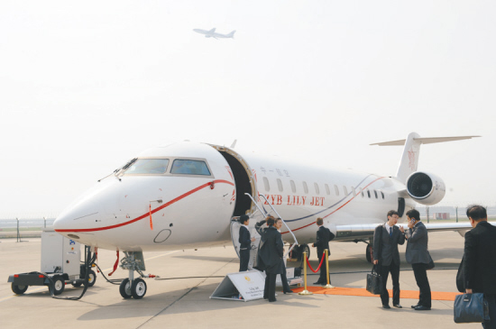 ������(zh��n)��850�͹���(w��)�C(j��)���������޹���(w��)����չ�[��(hu��)