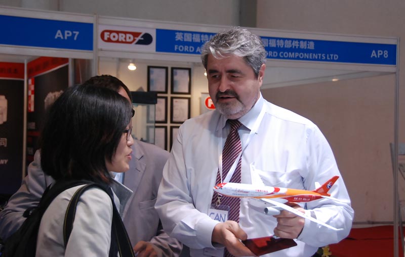 ����W(w��ng)���Z(y��)ӛ�������򰲖|�Z��˾�����O(sh��)Ӌ(j��)�����{���q�Ӳ����ˣ��ң�ٛ(z��ng)��"����W(w��ng)̖(h��o)"�w�C(j��)ģ�͡�   �zӰ������W(w��ng)ӛ��  ��ި
